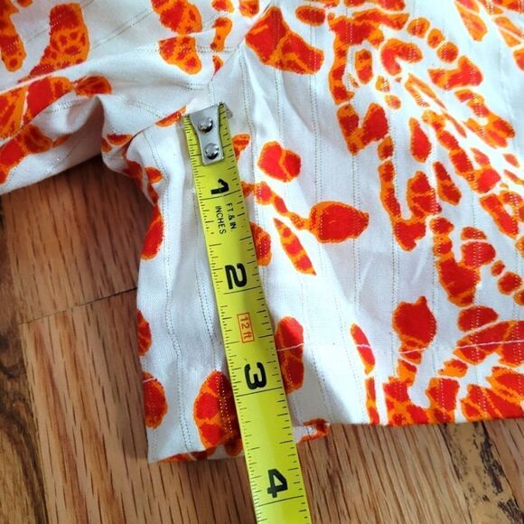 NWT Summer Romper with Buttons and Pockets - Picture 8 of 11